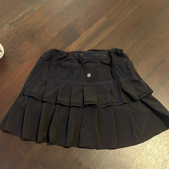 Lululemon Skirt - Picture 1 of 2